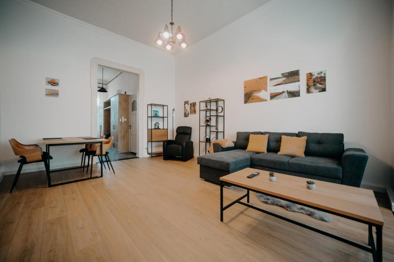 Volenter Lux Apartment Zero باجة المظهر الخارجي الصورة